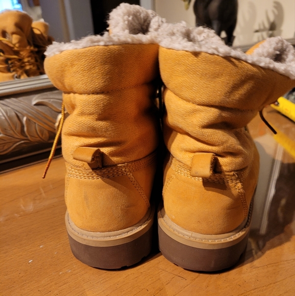 Timberland sherpa flip top boots - Picture 2 of 15